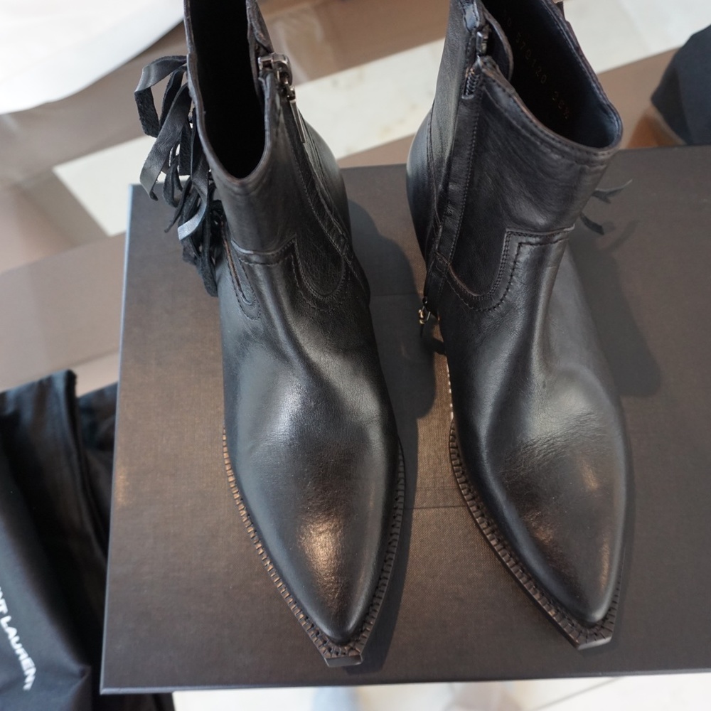Saint Laurent Leather Fringed Ankle Boots Size 36.5 - Picture 2 of 12